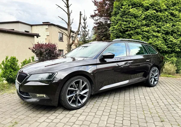 Skoda Superb cena 78999 przebieg: 149981, rok produkcji 2017 z Mikołów małe 172